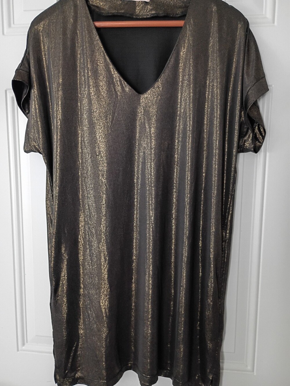 Ellison Metallic V-Neck Tunic in Gold and Black